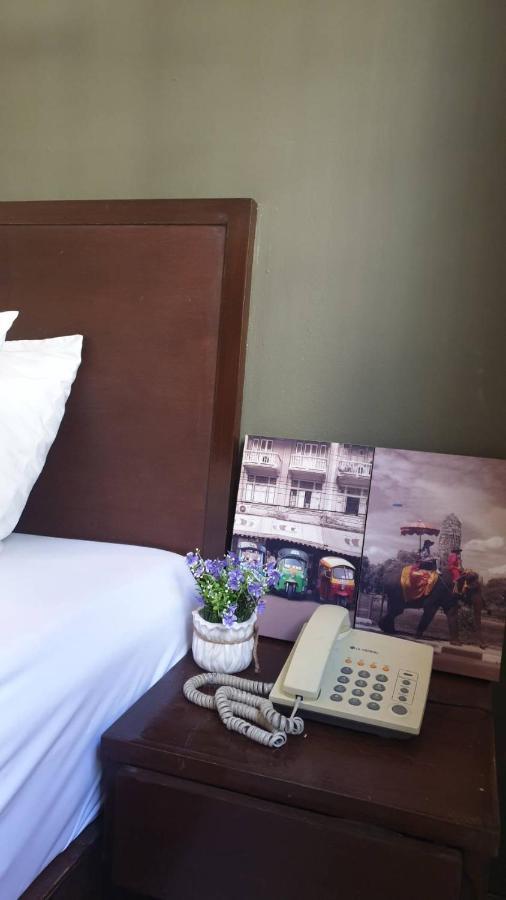 Zen Sukhumvit33 Hotel Bangkok Eksteriør billede